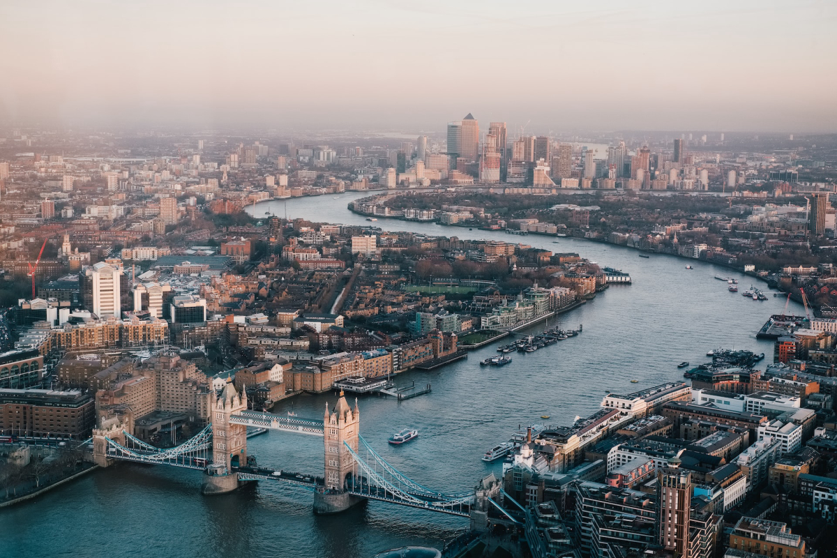 Image of an eagle-eye view of London